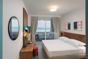 Tweepersoonskamer | Een kluis op de kamer, een bureau, gratis wifi, beddengoed