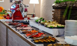 Free buffet breakfast