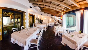 Food court - Calanica Residence Hotel (Cefalù)