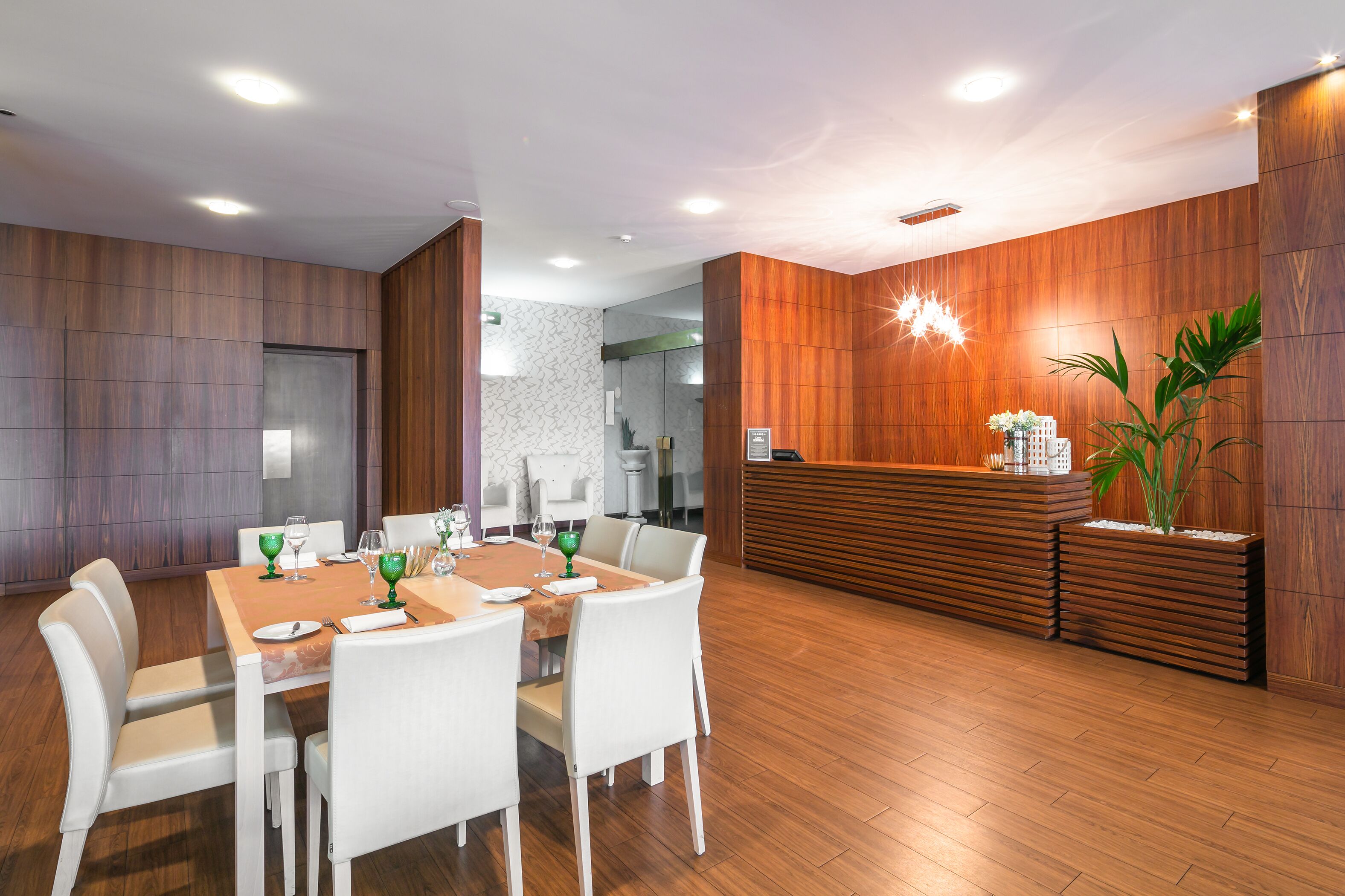 lunch, dinner served; regional cuisine, pool views