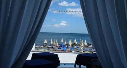 Arathena Rocks Hotel
