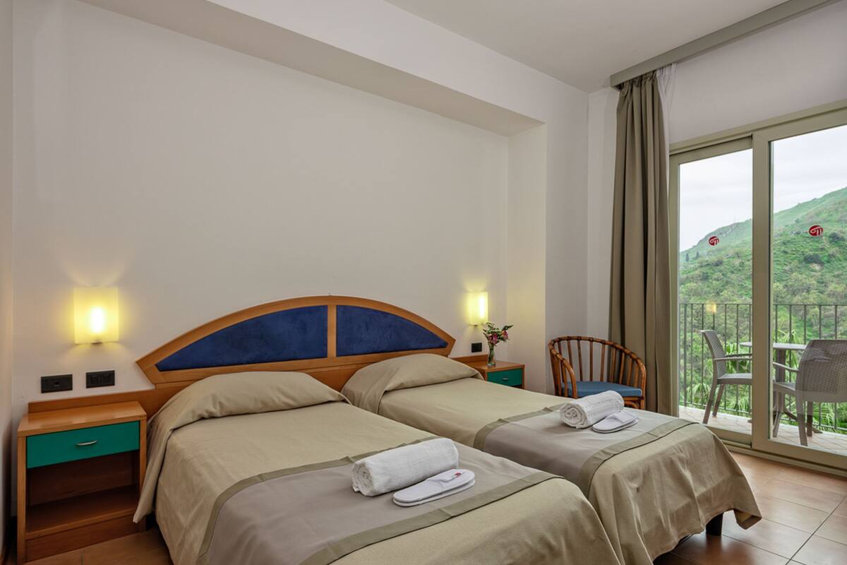 Minibar, in-room safe, desk, free cots/infant beds