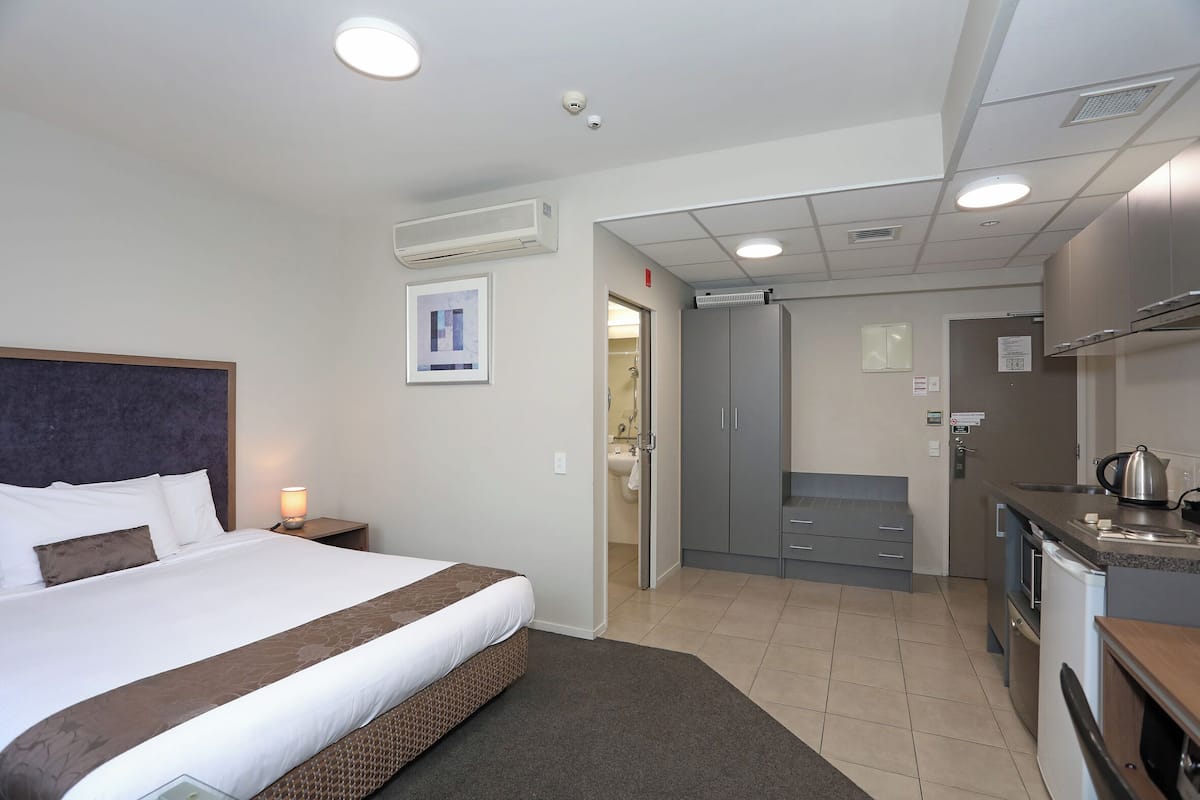 Premium bedding, down comforters, pillowtop beds, desk