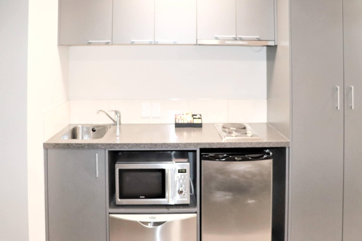 studio (twin) | 2 bedrooms, premium bedding, down duvets, pillow-top beds