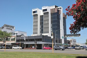Front of property - Ramada Encore By Wyndham Palmerston North (Palmerston North)