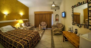 Kamar Junior | Meja kerja dan Wi-Fi gratis