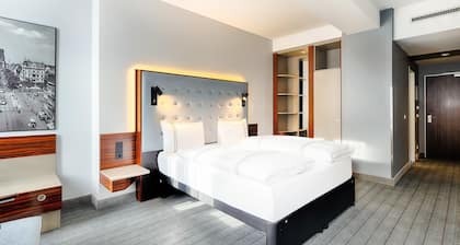 Premier Inn Köln City Mediapark