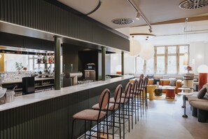 Bar (en la propiedad)
