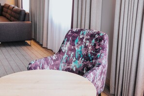 高级双人房 | 客房服务设施