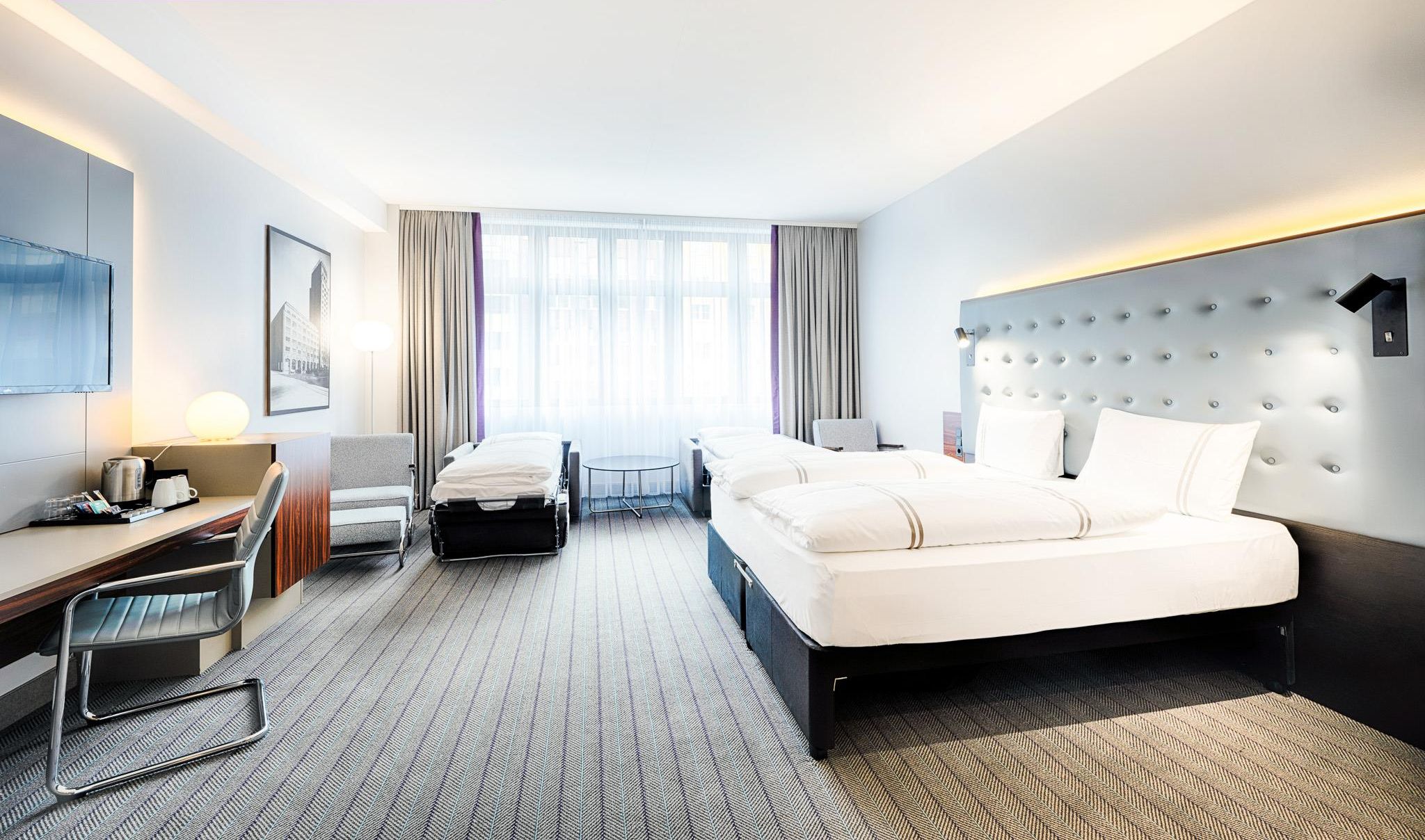 Photo - Premier Inn Köln City Mediapark