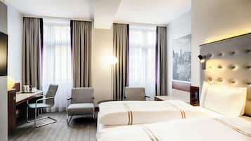 Standard Double Room | 1 bedroom, in-room safe, blackout drapes, soundproofing
