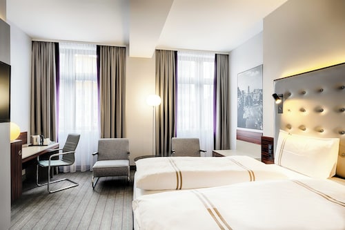 Premier Inn Köln City Mediapark