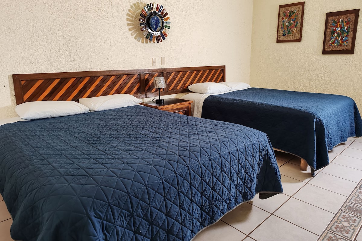 Standard Room 2 Double Beds | Desk