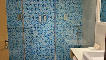 Free toiletries, hair dryer, bathrobes, bidet