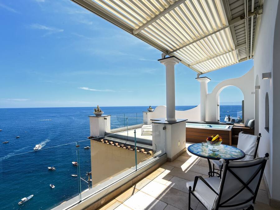 Executive Suite (Outdoor Bathtub) | Terrace/patio