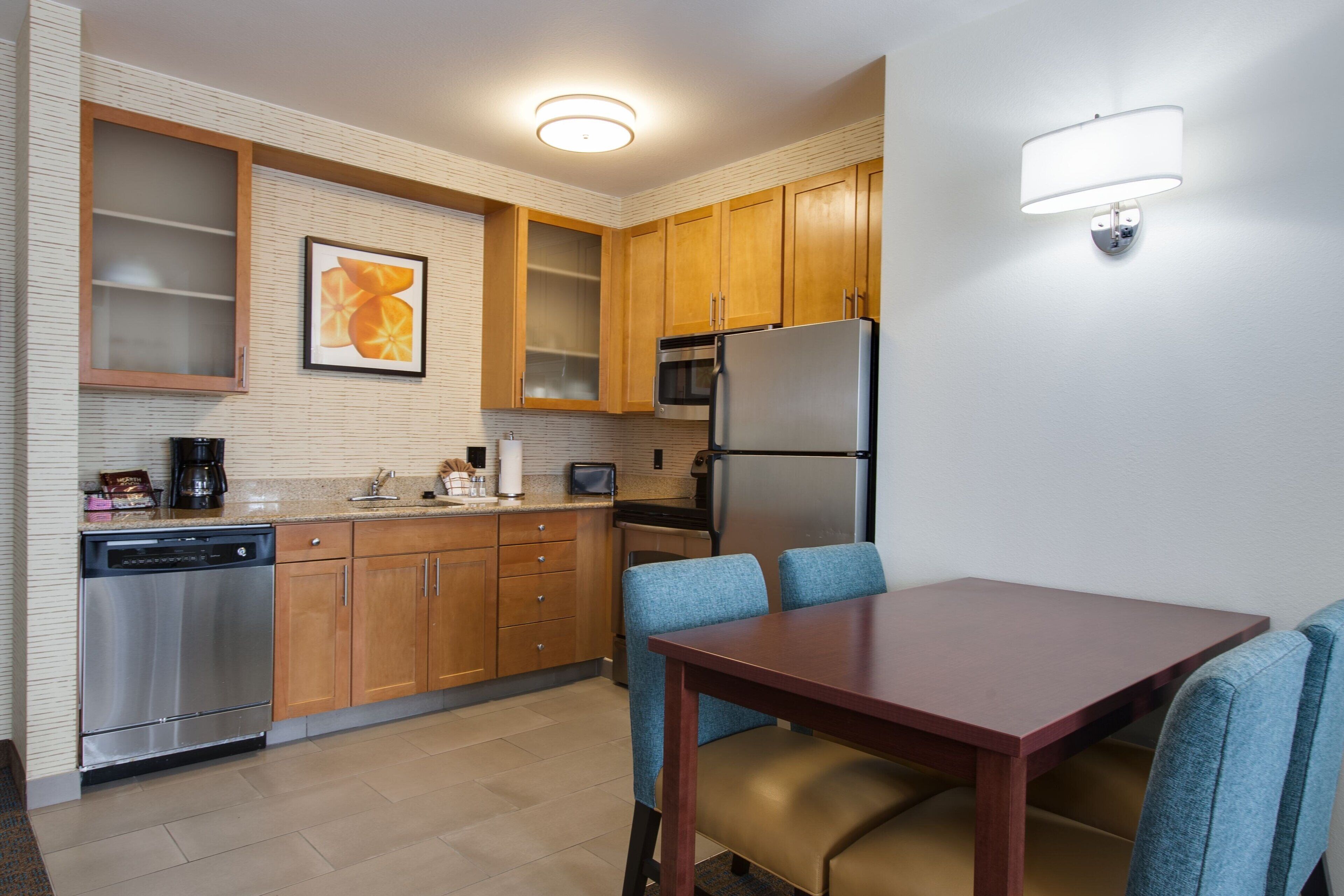 1 bedroom, premium bedding, desk, blackout curtains