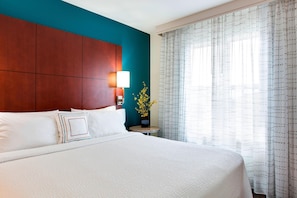1 bedroom, premium bedding, desk, blackout curtains