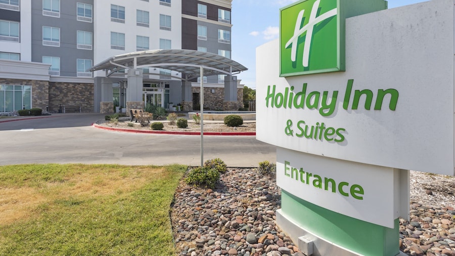 Holiday Inn Hotel & Suites Waco Northwest by IHG