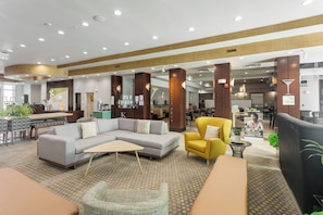 Lobby - Holiday Inn Hotel & Suites Waco Northwest by IHG (Waco)