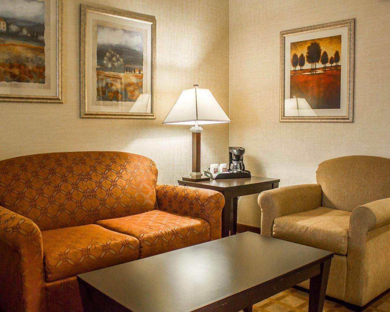 Standard Room | Pillow-top beds, desk, iron/ironing board, free WiFi
