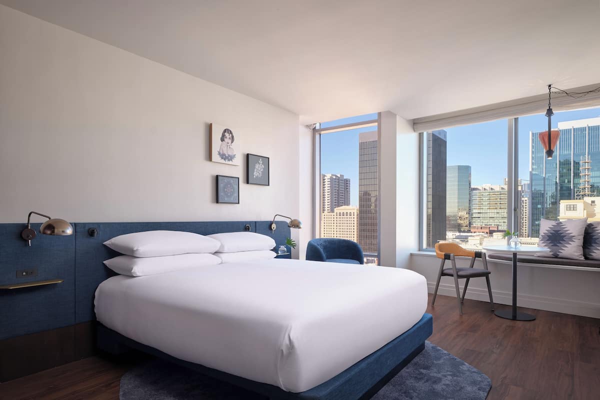 1 bedroom, Frette Italian sheets, premium bedding, down duvets
