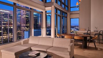 Presidential Suite, 2 Bedrooms, Non Smoking | Living room