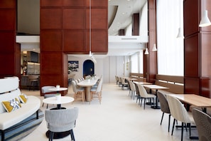 Breakfast and dinner served, American cuisine