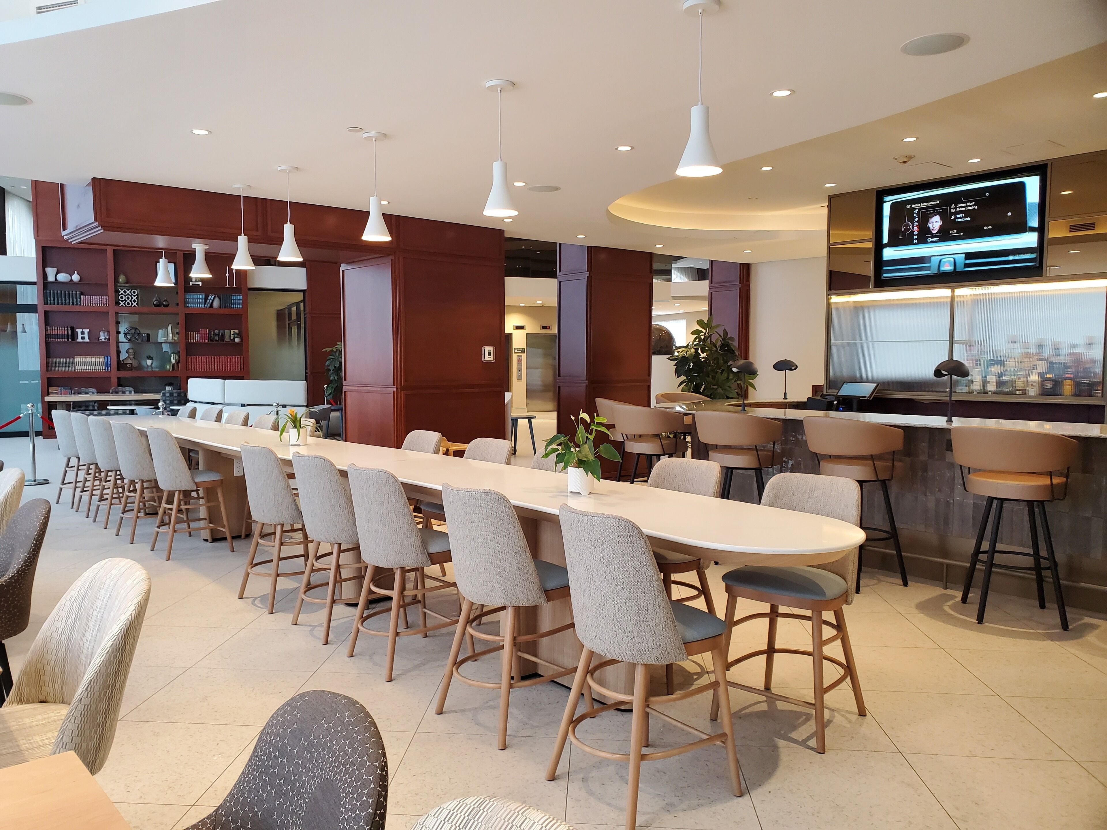 Photo - Holiday Inn & Suites Montreal Airport by IHG
