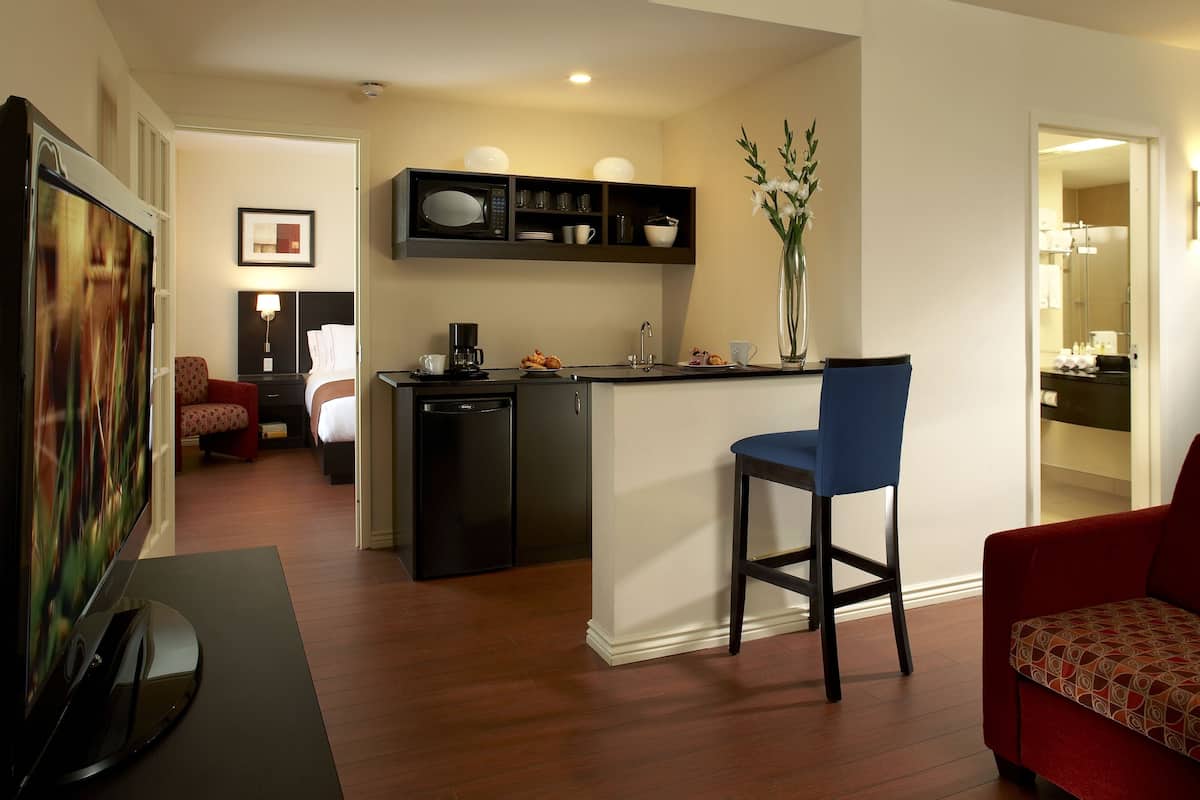 Fridge, microwave, coffee/tea maker