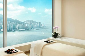Couples treatment rooms, body treatments, aromatherapy - W Hong Kong (Kowloon)