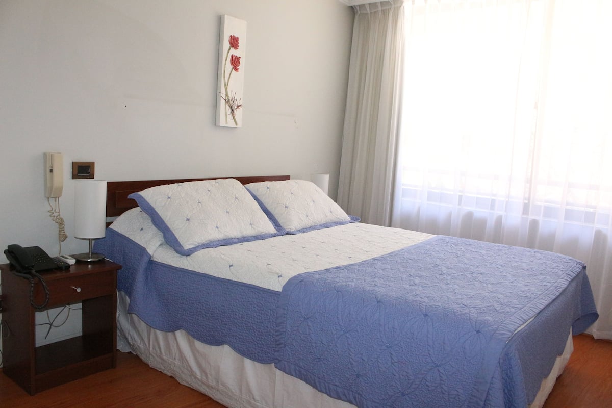 1 bedroom, premium bedding, minibar, in-room safe