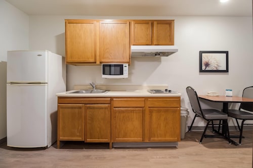 WoodSpring Suites Houston I-45 Airtex
