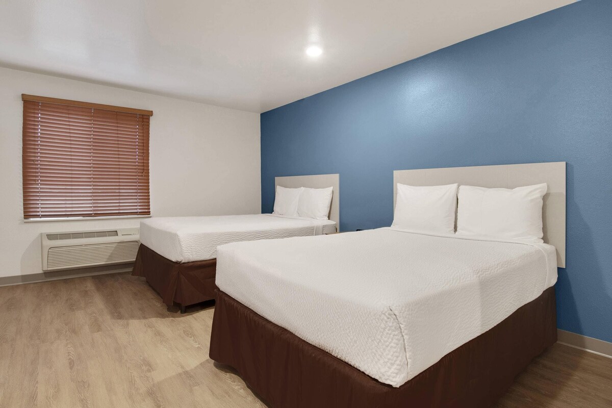 Standard Room, 2 Double Beds, Non Smoking | Desk, laptop workspace, iron/ironing board (on request), WiFi (free)