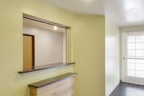 Lobby - WoodSpring Suites Houston Willowbrook (Houston)