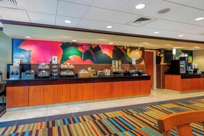 Free continental breakfast - Fairfield Inn & Suites by Marriott Hooksett (Hooksett)