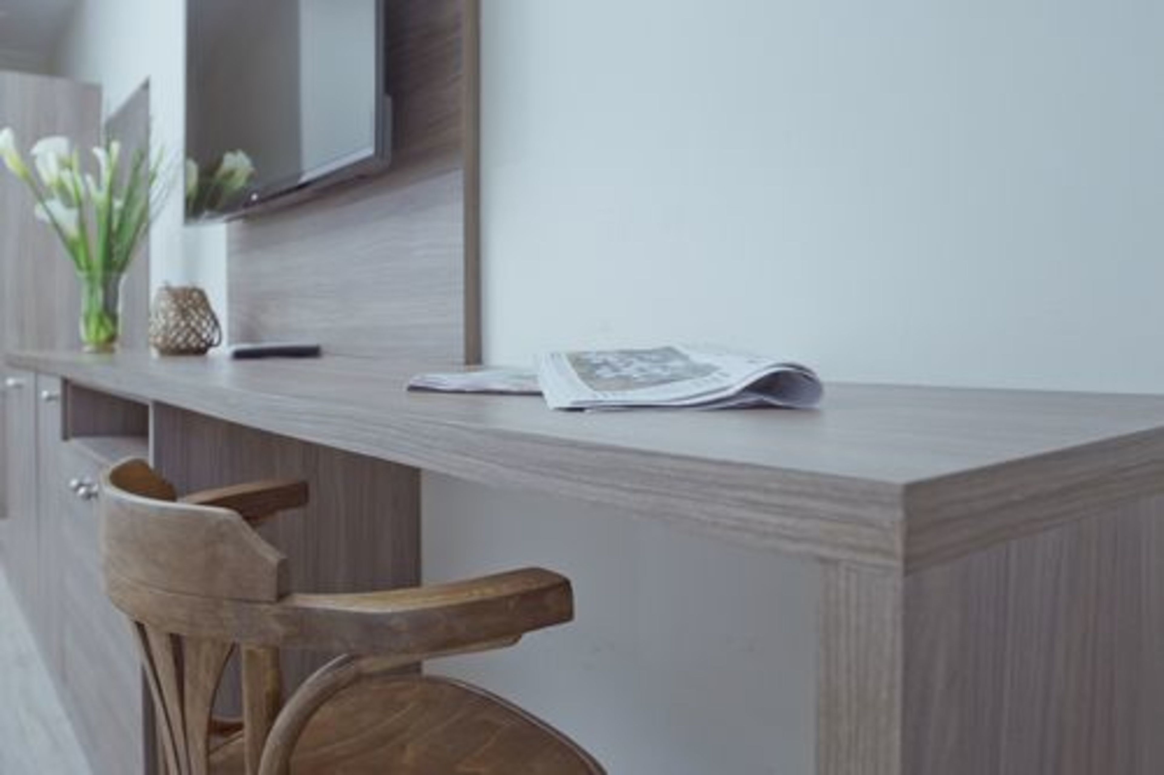 in-room business centre