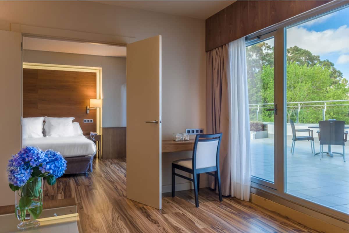 in-room safe, desk, blackout curtains, soundproofing