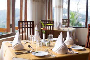 Restaurant - Oak Ray Serene Garden Hotel (Kandy)