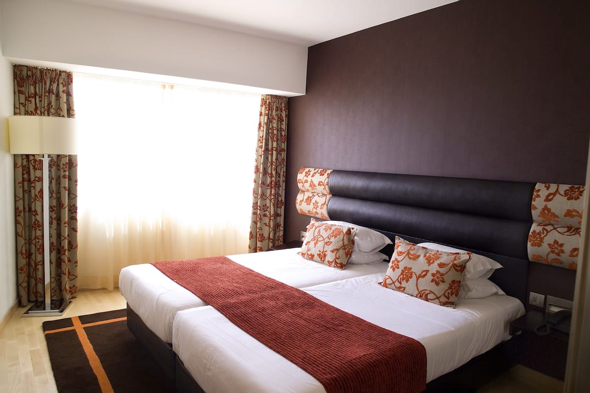 Minibar, in-room safe, desk, soundproofing