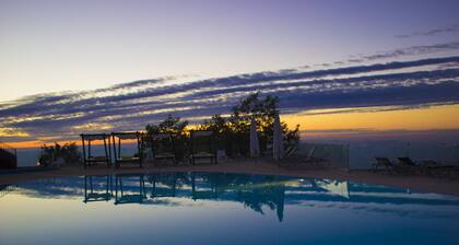 Luna Hotel dos Carqueijais