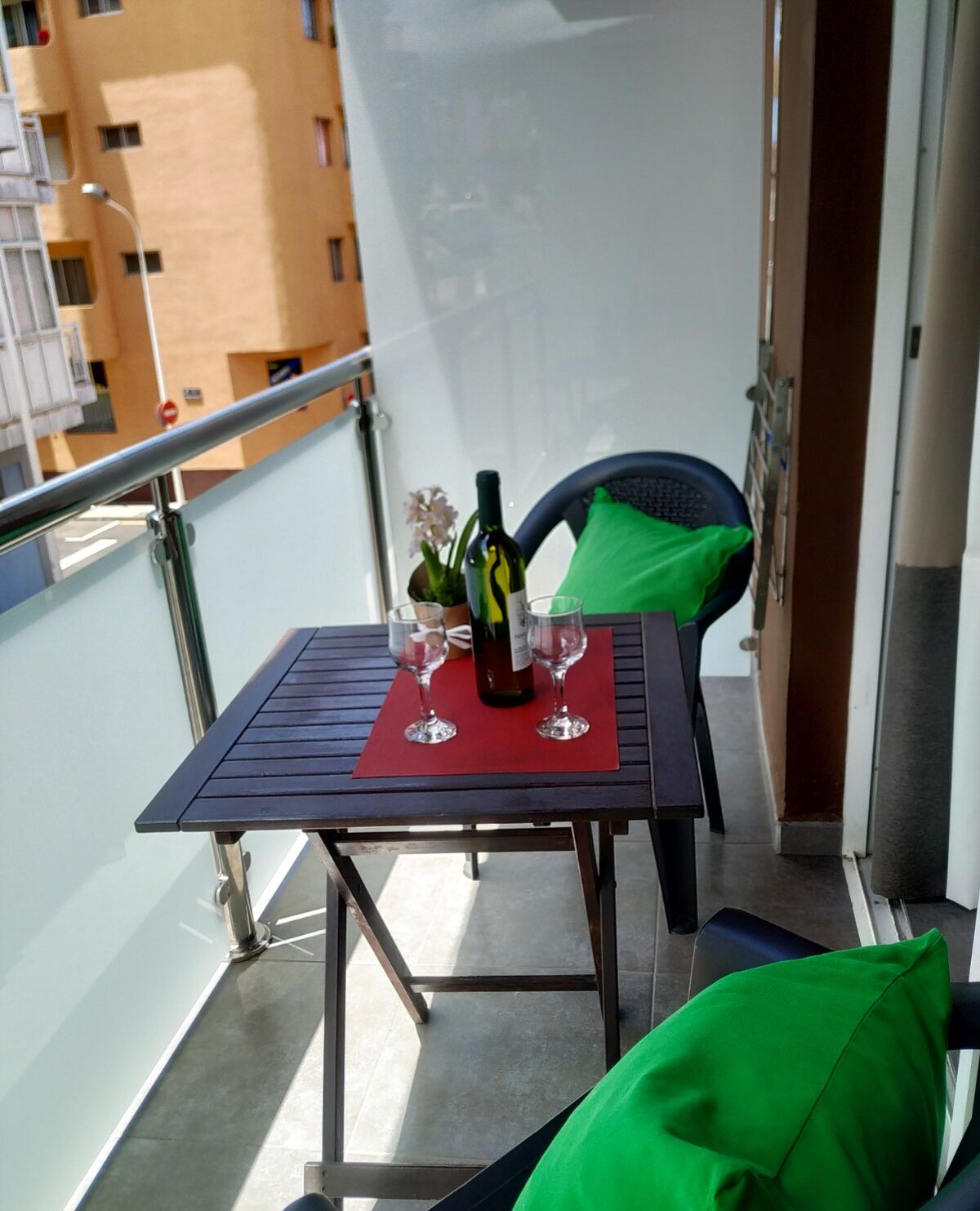 Standard Room, 2 Single Beds | Balcony