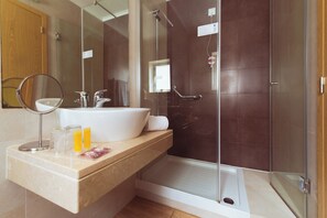 Bathroom | Bathtub - Camarao (Mafra)