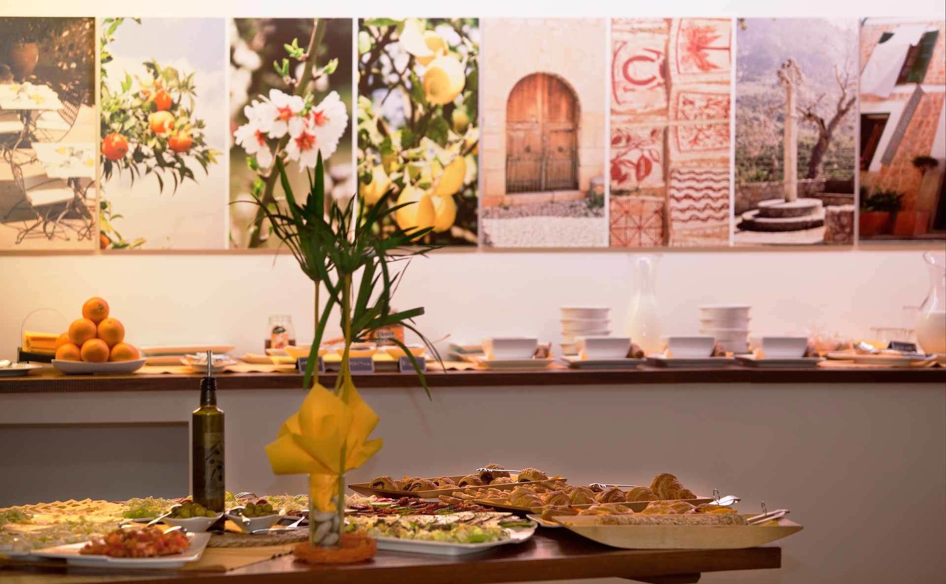 Foto - Fornalutx Petit Hotel - Bed & Breakfast