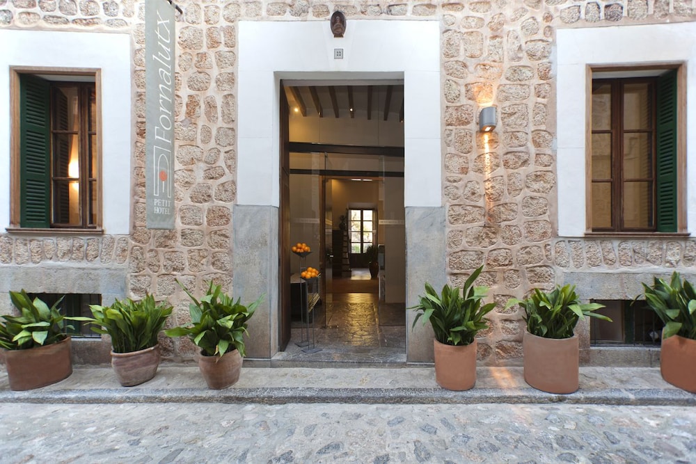 Fornalutx Petit Hotel by null