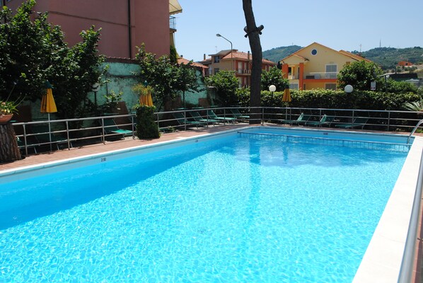 Piscina all'aperto
