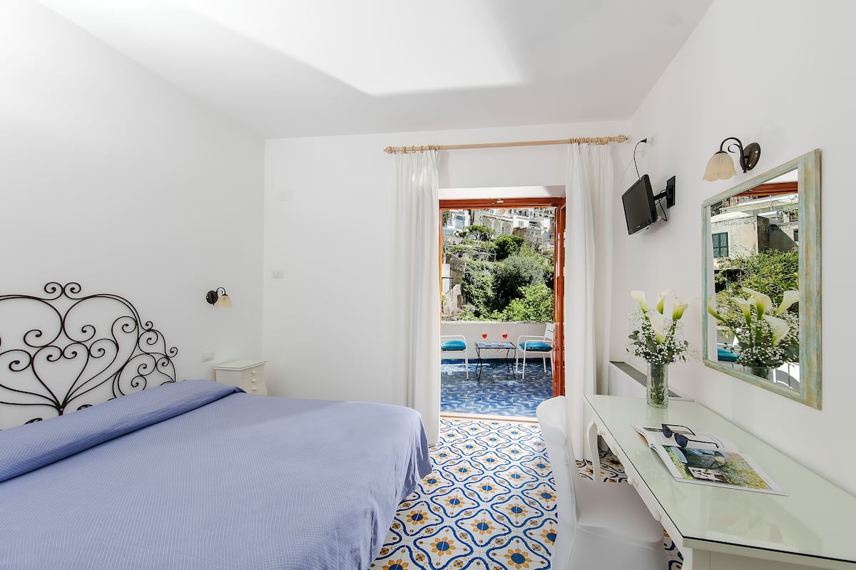 1 bedroom, minibar, in-room safe, desk