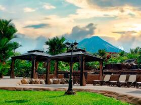 Volcano Lodge Hotel & Thermal Experience