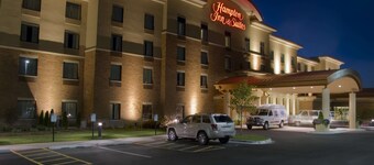 Hampton Inn & Suites Madison-West