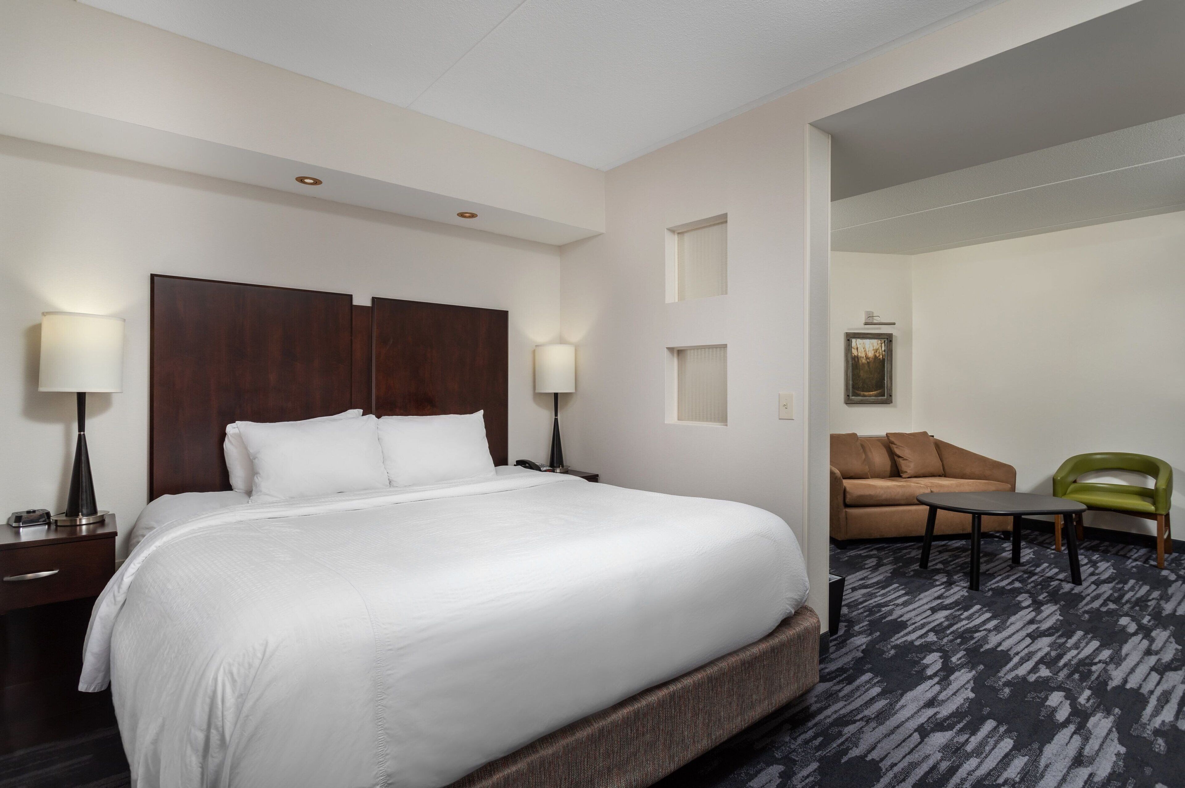 in-room safe, desk, iron/ironing board, free wifi