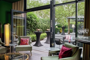Garden - The George Hotel (Hamburg)